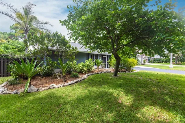 $649,000 | 2667 River Reach Drive, Naples, FL 34104