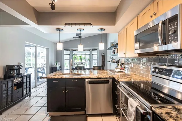 $649,000 | 2667 River Reach Drive, Naples, FL 34104