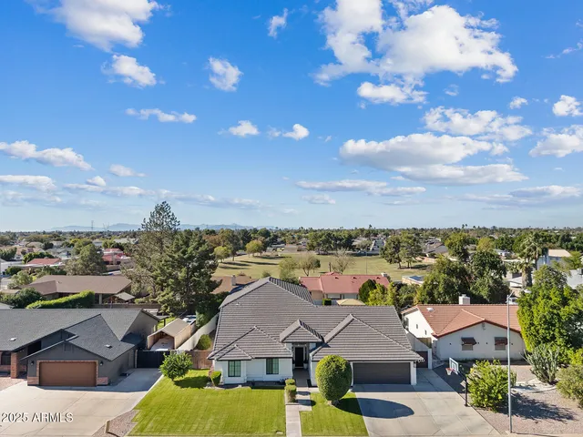 $950,000 | 824 North York Circle, Mesa, AZ 85213