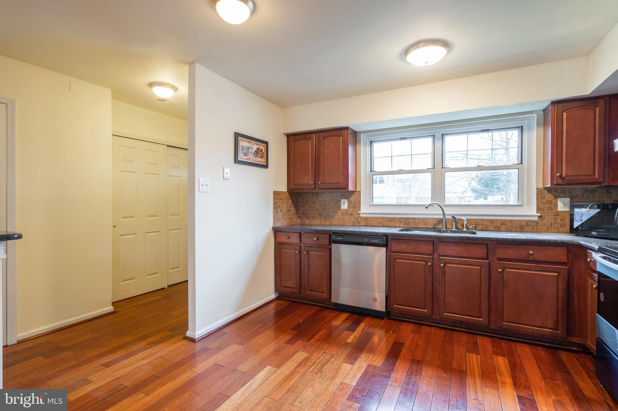 9 Ramsgate Court, Unit 209 U9 Blue Bell, PA 19422 - Photo 12 of 48 Gallery Image 12
