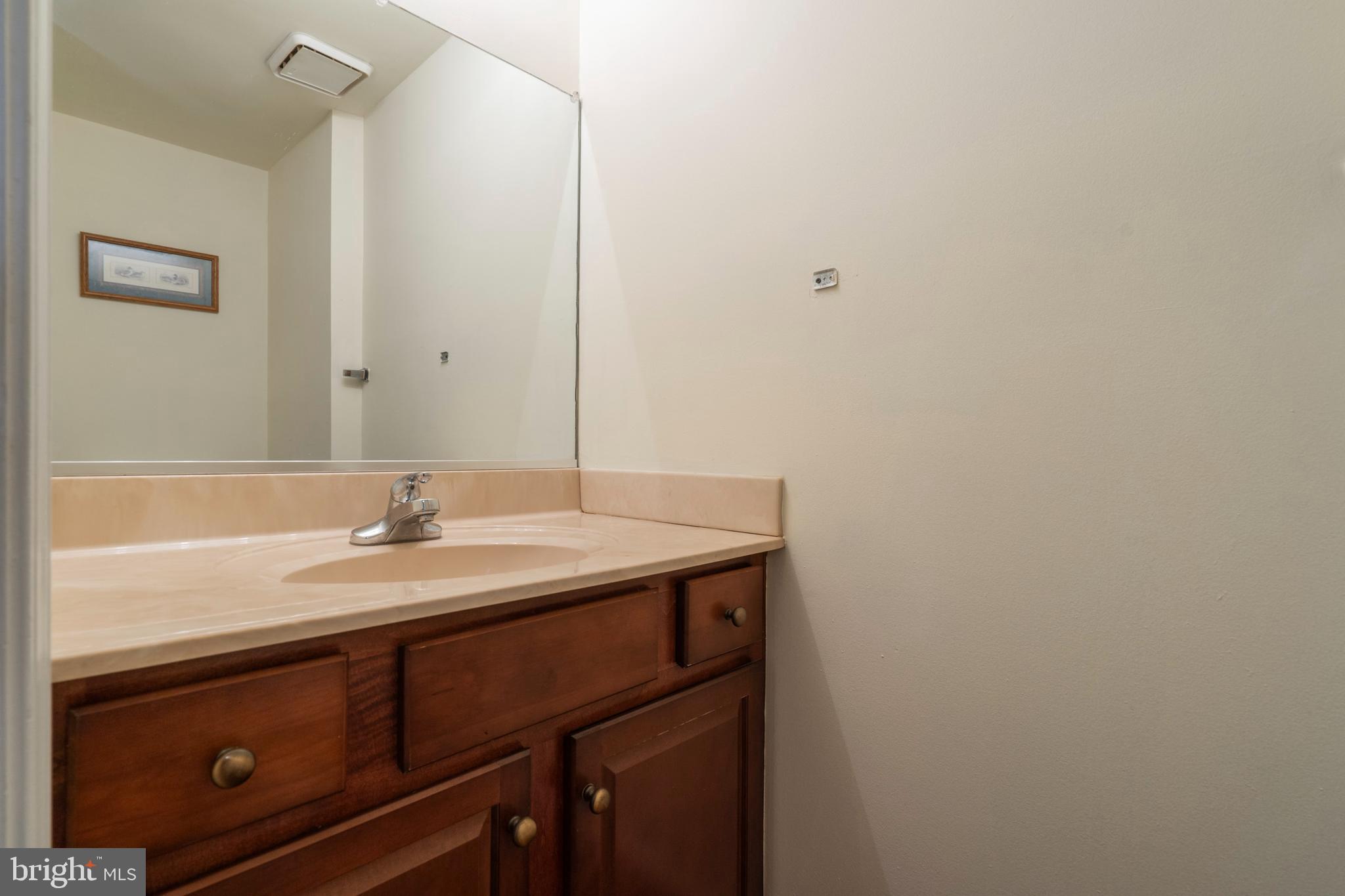 9 Ramsgate Court, Unit 209 U9 Blue Bell, PA 19422 - Photo 27 of 48 Gallery Image 27