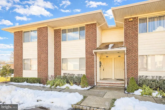 $2,300 | 1302 Bradley Court, Princeton, NJ 08540