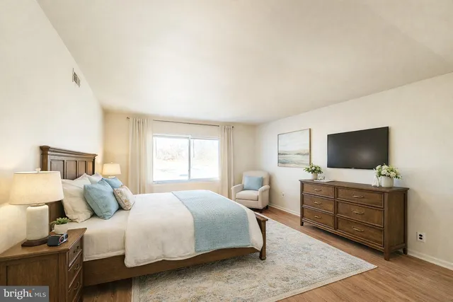 $2,300 | 1302 Bradley Court, Princeton, NJ 08540