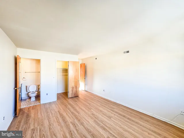 $2,300 | 1302 Bradley Court, Princeton, NJ 08540