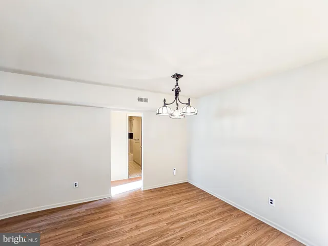 $2,300 | 1302 Bradley Court, Princeton, NJ 08540