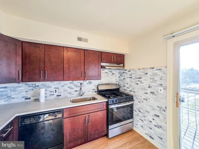 $2,300 | 1302 Bradley Court, Princeton, NJ 08540