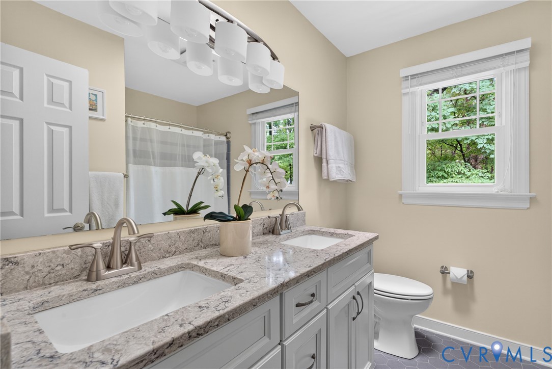 5710 Oak Knoll Road Midlothian, VA 23112 - Photo 7 of 66 Check out this updated bathroom