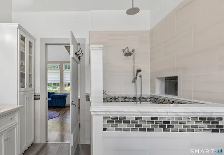 $1,350,000 | 20 Head Of Meadow Road, Newtown, CT 06470