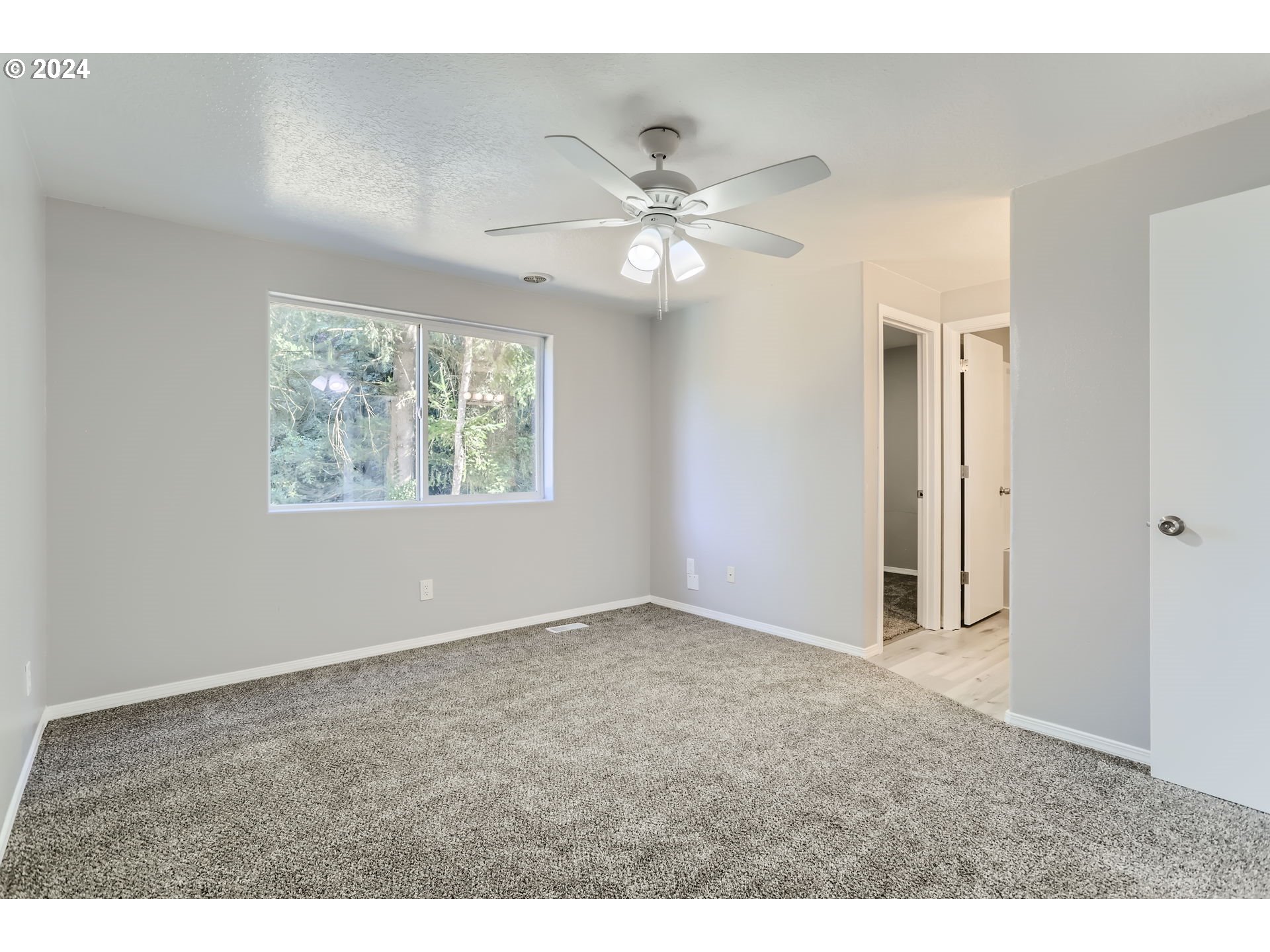 3944 Southeast 154th Place Portland, OR 97236 - Photo 16 of 27