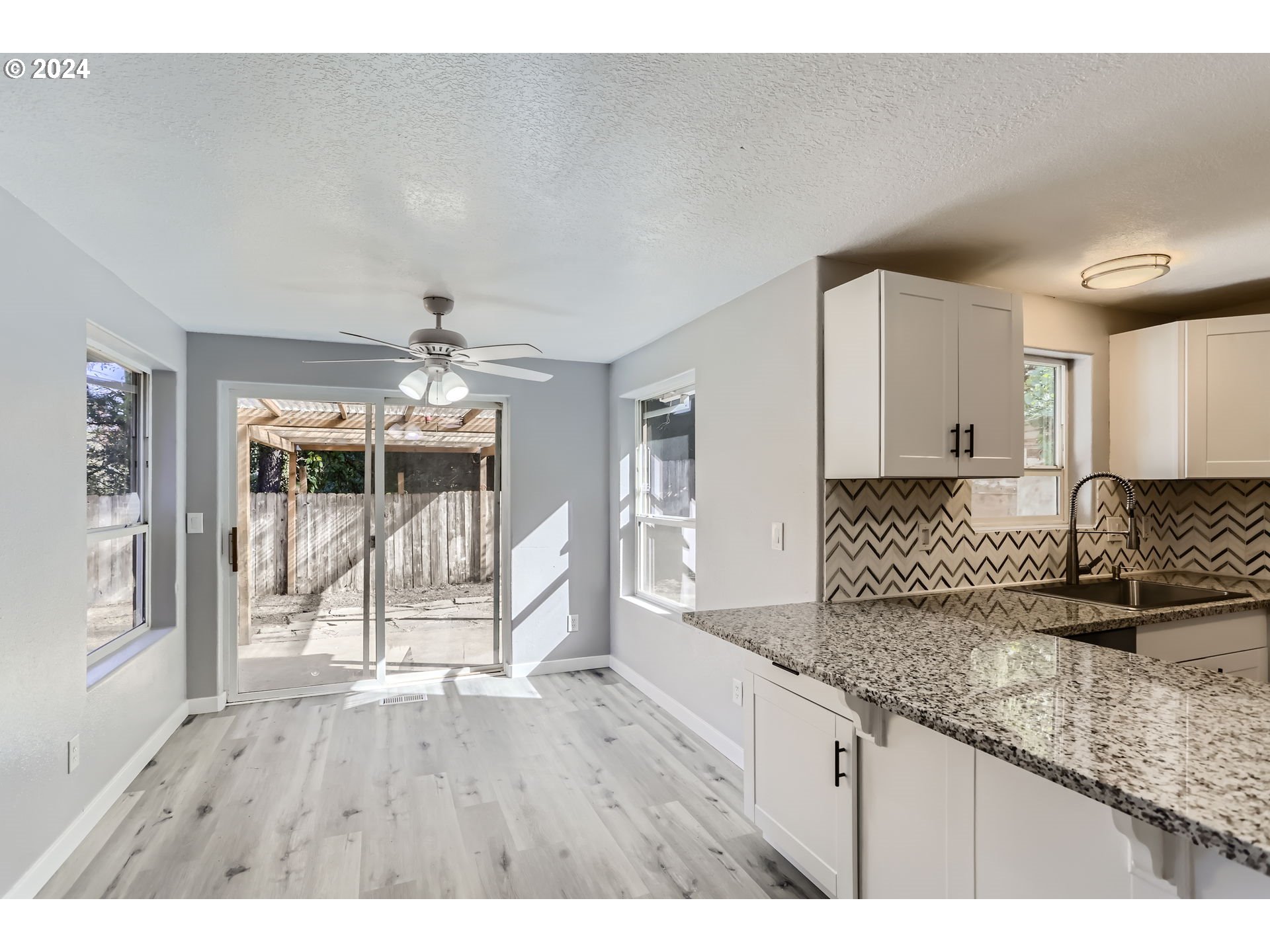 3944 Southeast 154th Place Portland, OR 97236 - Photo 9 of 27