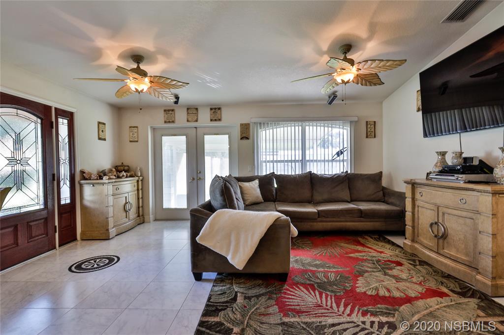 2904 Unity Tree Drive Edgewater, FL 32141 - Photo 11 of 40 Gallery Image 11