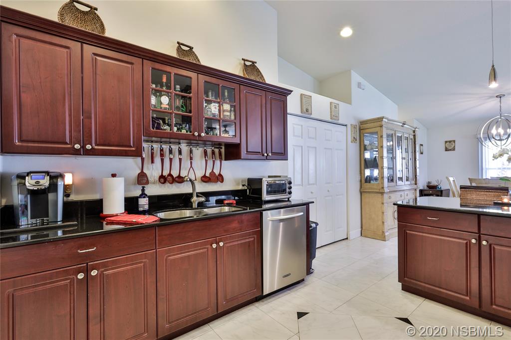 2904 Unity Tree Drive Edgewater, FL 32141 - Photo 14 of 40 Gallery Image 14