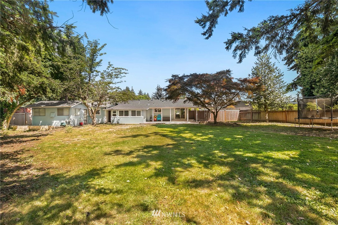 3601 Northeast 23rd Court Renton, WA 98056 - Photo 22 of 23