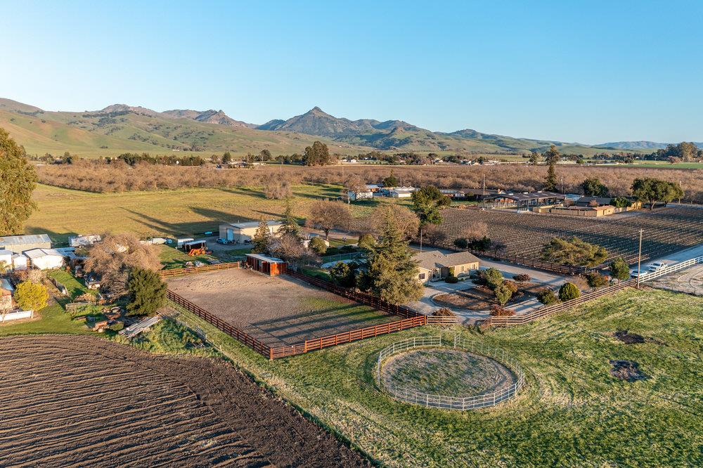 2500 Fallon Road Hollister, CA 95023 - Photo 68 of 79 Gallery Image 68