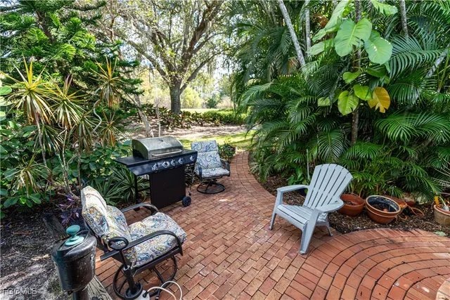 $599,990 | 9411 Old Hickory Circle, Fort Myers, FL 33912