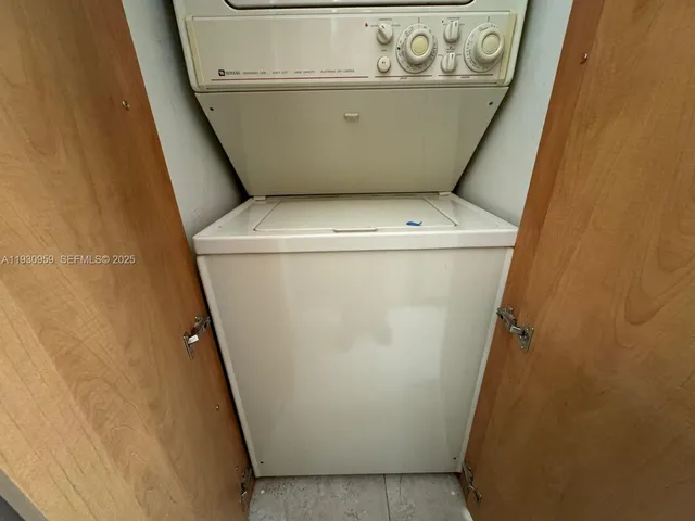 $254,000 | 4525 West 20th Avenue, Unit 118, Hialeah, FL 33012