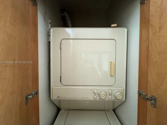 $254,000 | 4525 West 20th Avenue, Unit 118, Hialeah, FL 33012