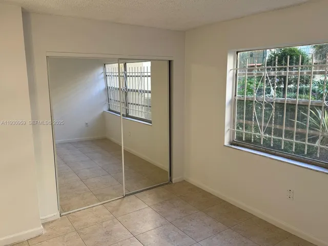 $254,000 | 4525 West 20th Avenue, Unit 118, Hialeah, FL 33012