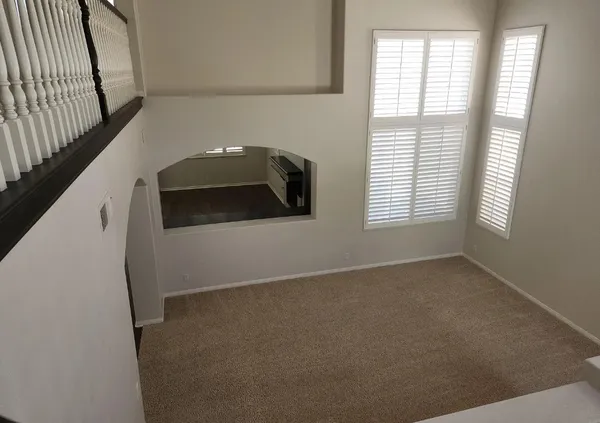 a view of empty room with window