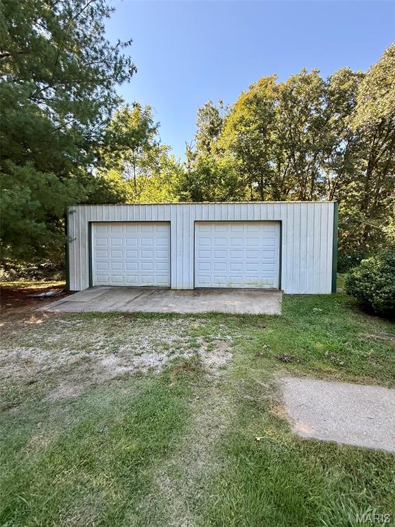 8575 North Service Road West Bourbon, MO 65441 - Photo 5 of 17 Gallery Image 5