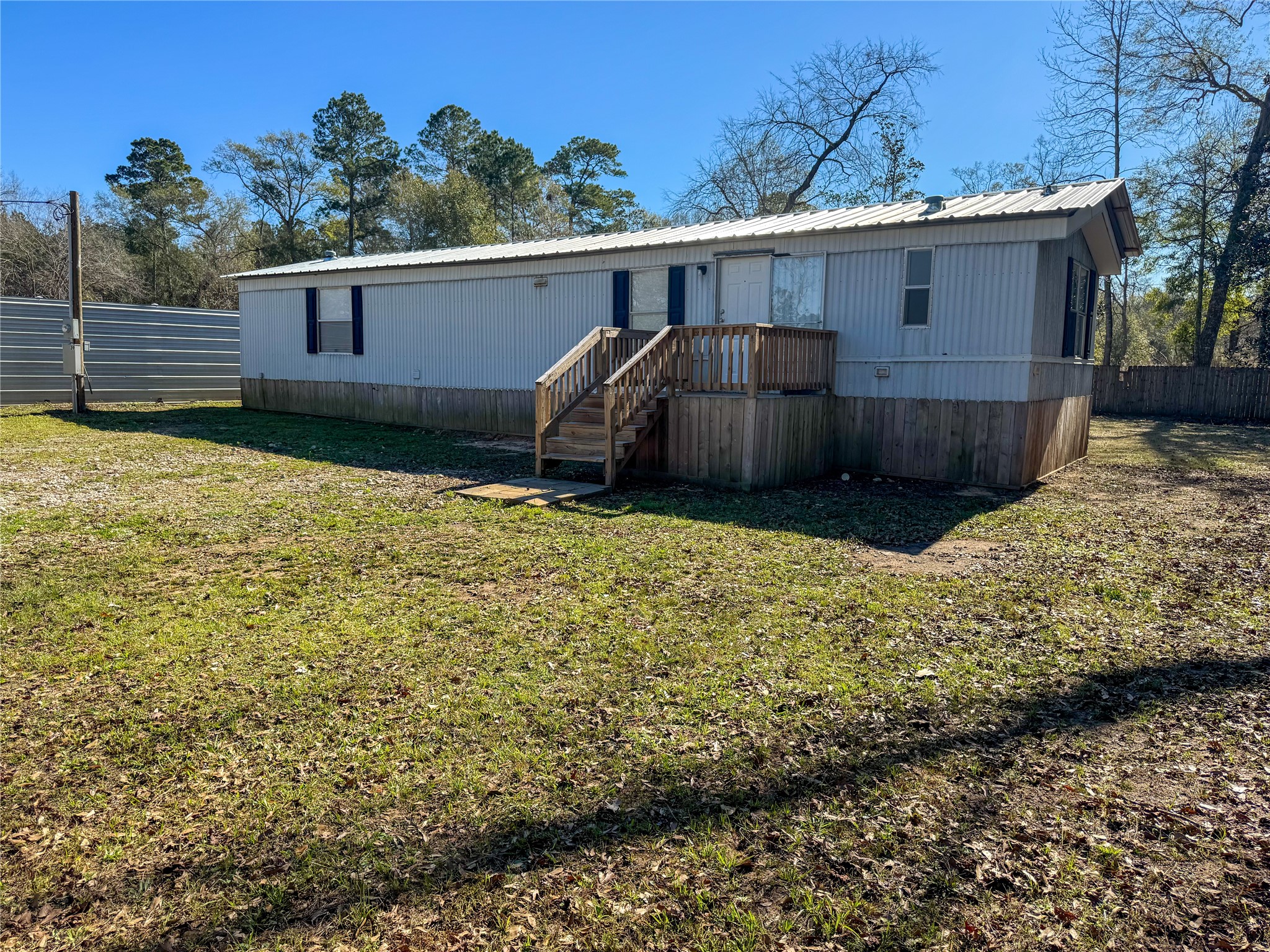 39 County Road 3478 Cleveland, TX 77327 - Photo 2 of 20 Front yard