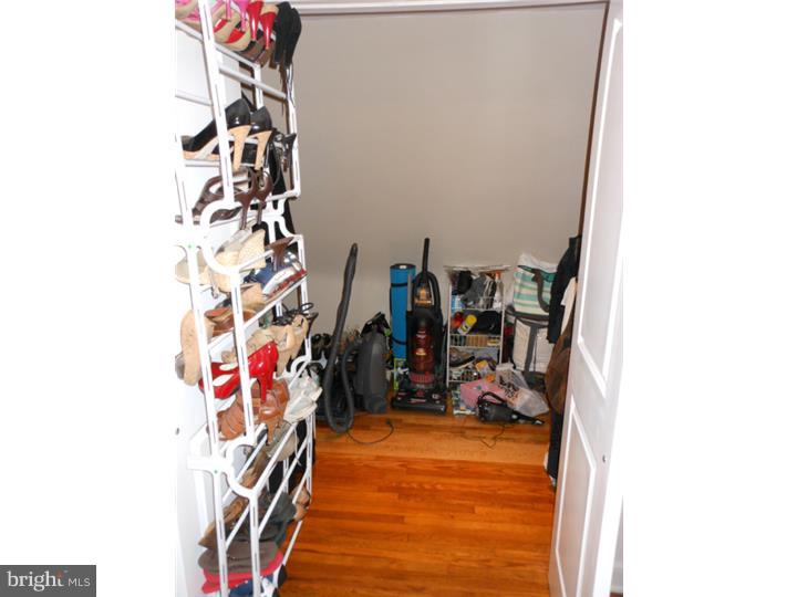 18 Medbury Road Wallingford, PA 19086 - Photo 9 of 13 Walk-in Closet
