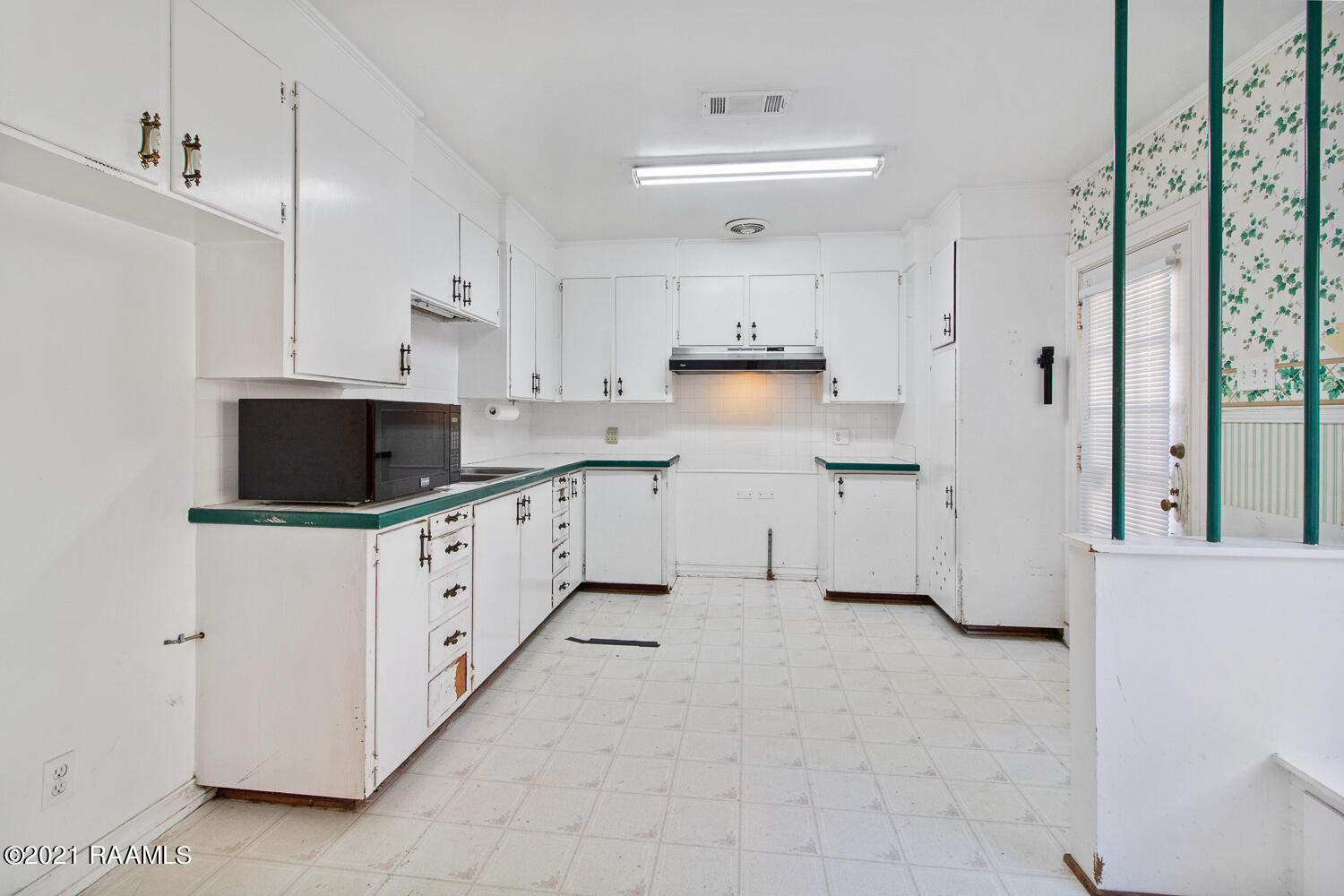 118 Edwin Street Lafayette, LA 70506 - Photo 5 of 18 118 Edwin-5