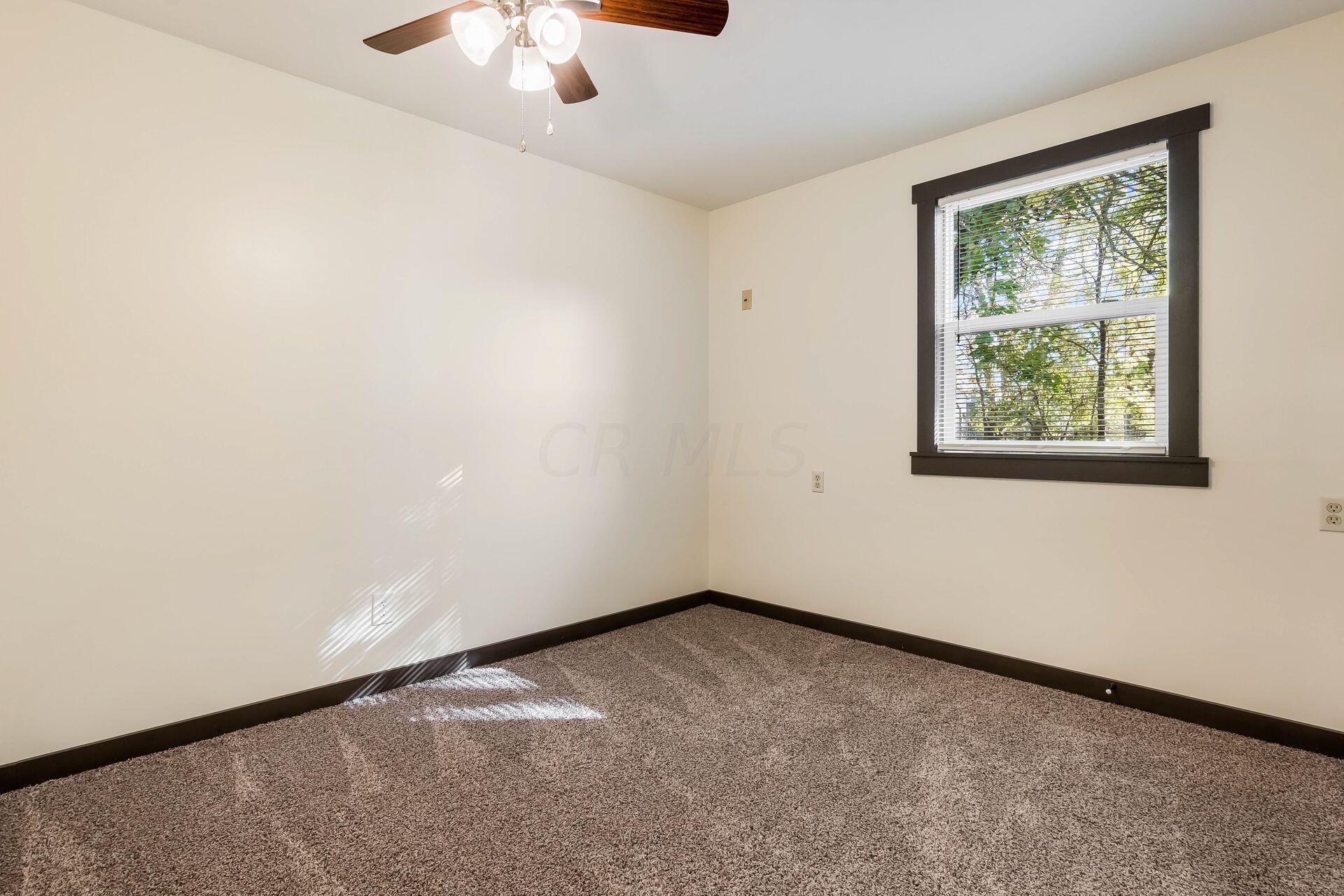 310 Ray Avenue Circleville, OH 43113 - Photo 17 of 36 025_7b15cc3e09f_i 310 Ray 040