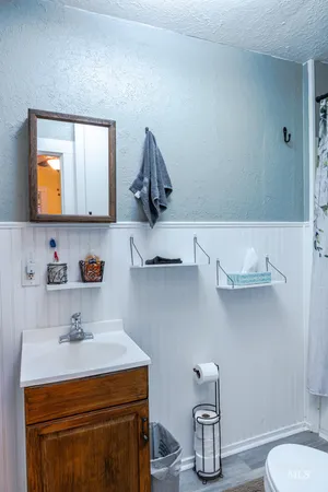 $239,999 | 90 East Jefferson, Huntington, OR 97907