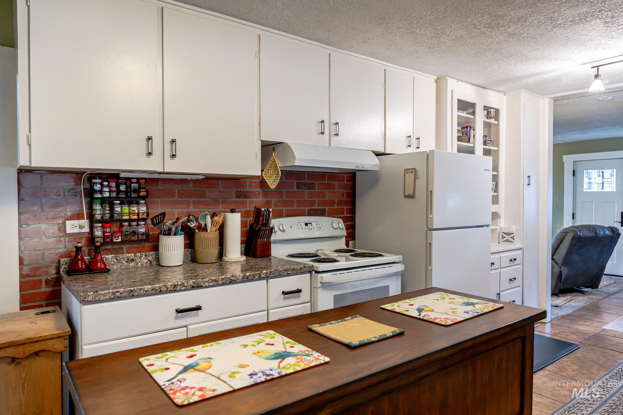 90 East Jefferson Huntington, OR 97907 - Photo 18 of 50