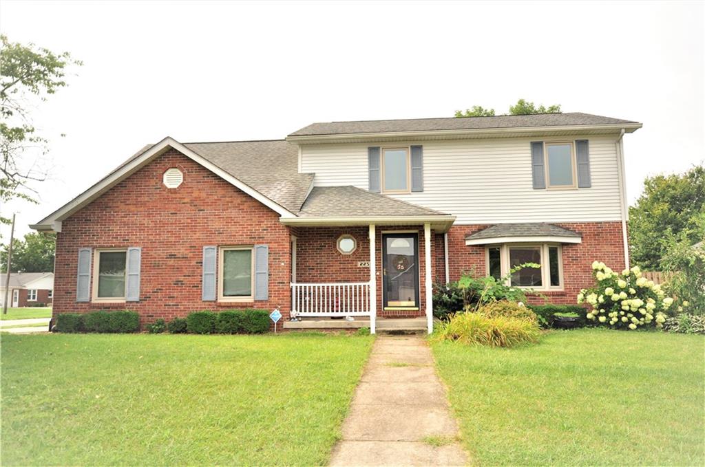 2251 Reston Lane Columbus, IN 47203 - Photo 2 of 51