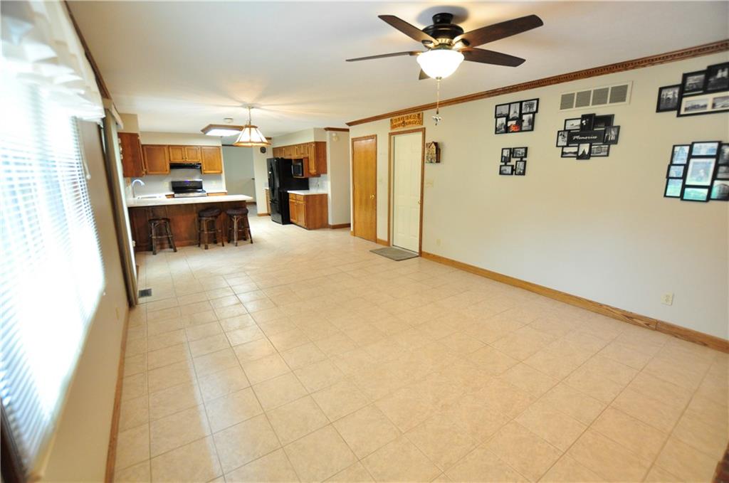 2251 Reston Lane Columbus, IN 47203 - Photo 17 of 51