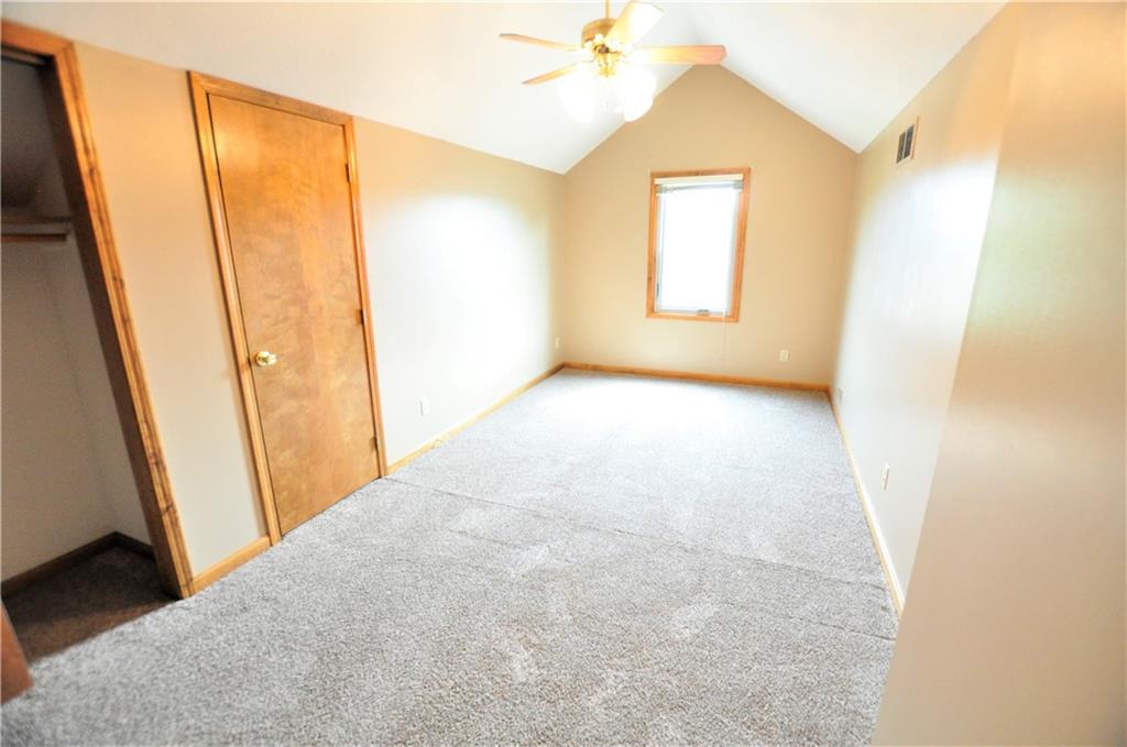 2251 Reston Lane Columbus, IN 47203 - Photo 20 of 51
