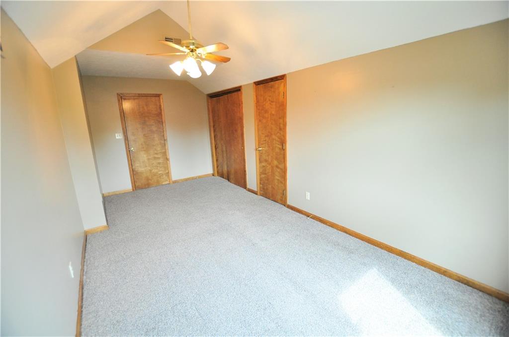 2251 Reston Lane Columbus, IN 47203 - Photo 21 of 51