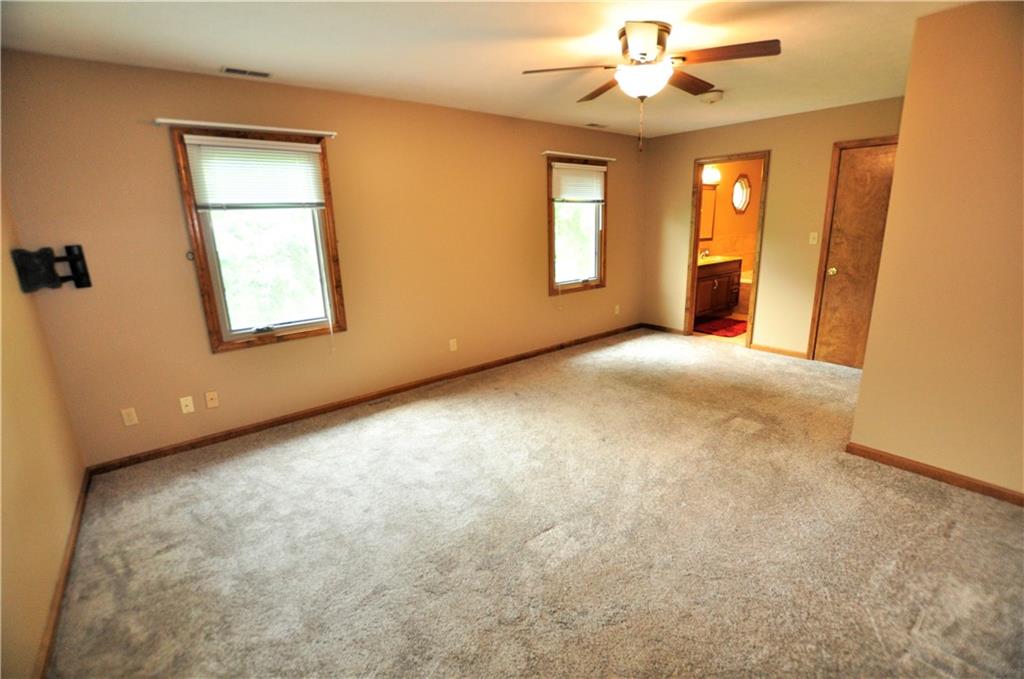 2251 Reston Lane Columbus, IN 47203 - Photo 23 of 51