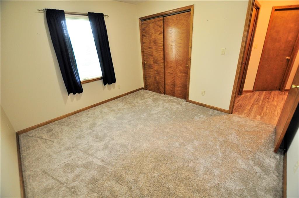 2251 Reston Lane Columbus, IN 47203 - Photo 33 of 51