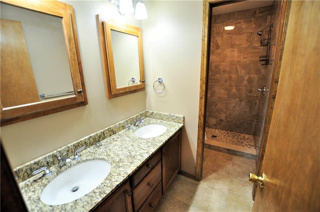 2251 Reston Lane Columbus, IN 47203 - Photo 35 of 51