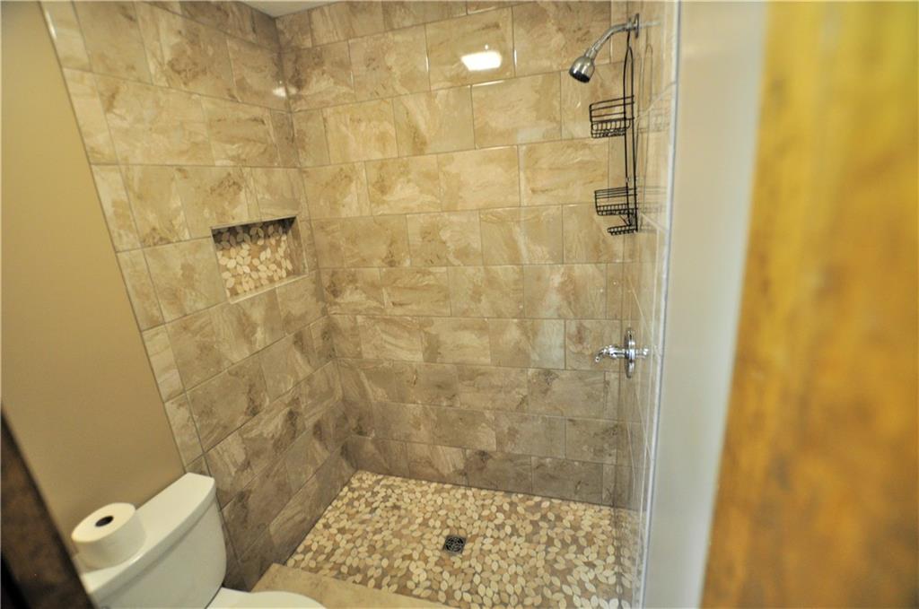 2251 Reston Lane Columbus, IN 47203 - Photo 36 of 51