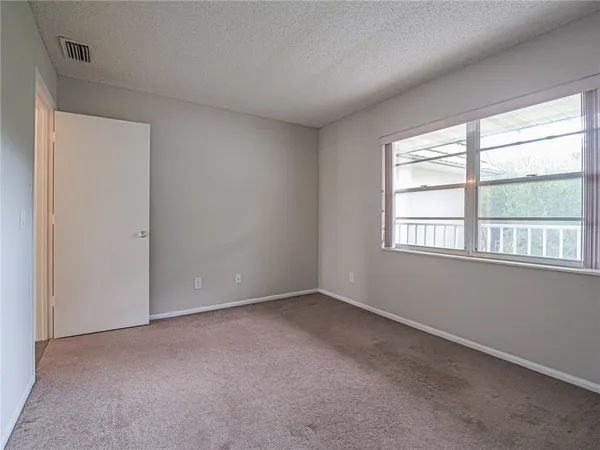 $1,600 | 6 Vista Gdns Trail, Unit 201, Vero Beach, FL 32962