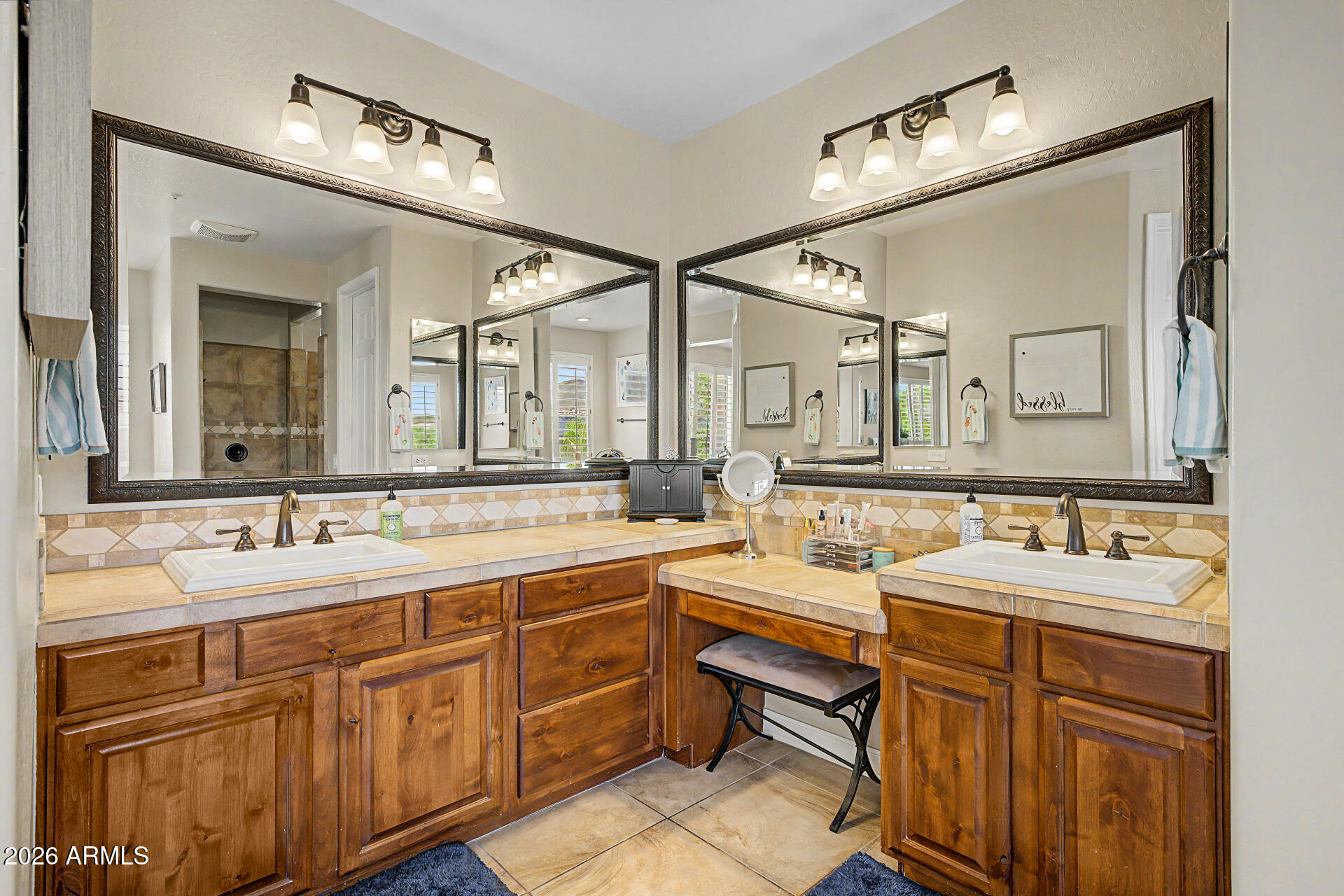 13058 West Lowden Road Peoria, AZ 85383 - Photo 56 of 122 56-Lowden