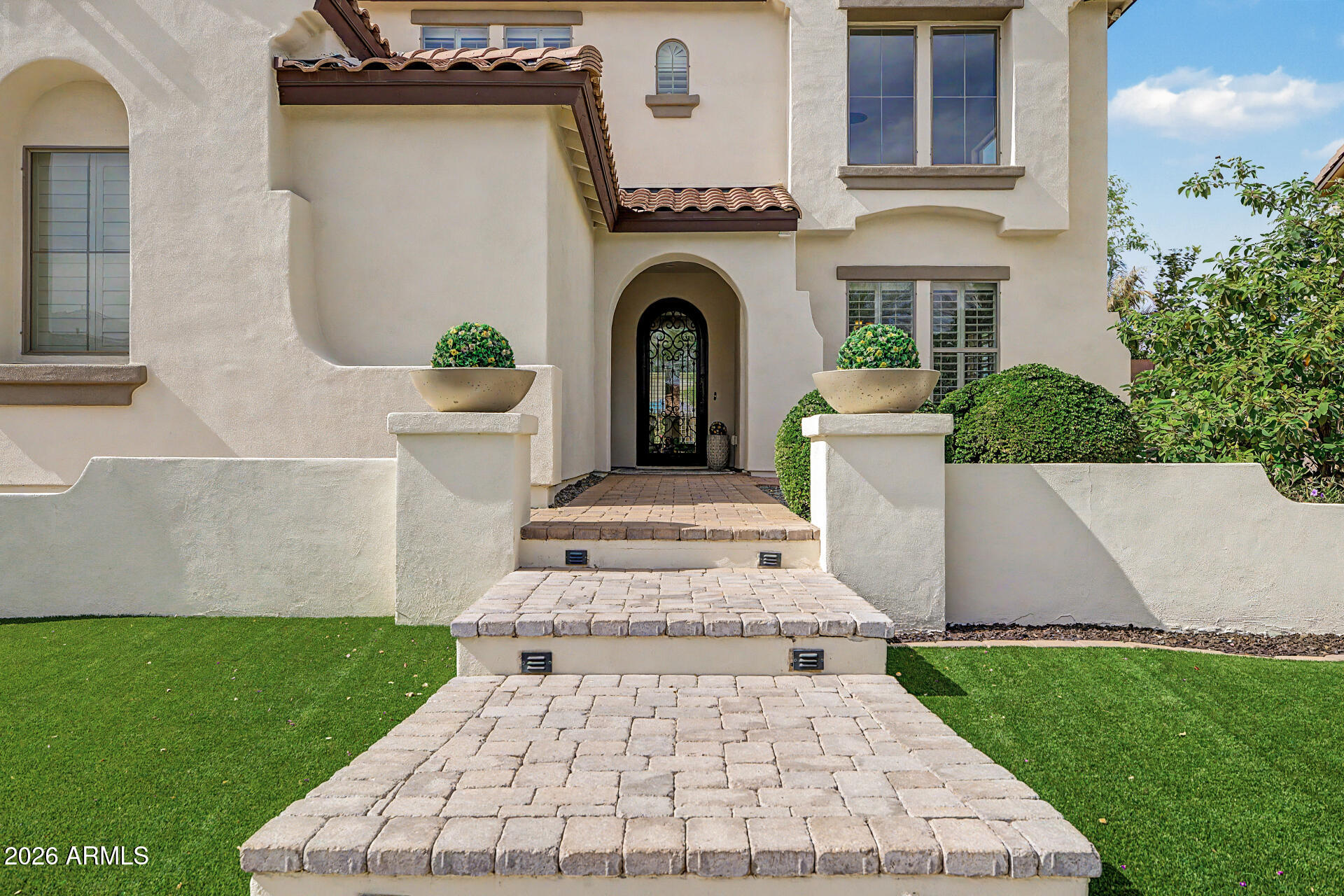 13058 West Lowden Road Peoria, AZ 85383 - Photo 10 of 122 10-Lowden