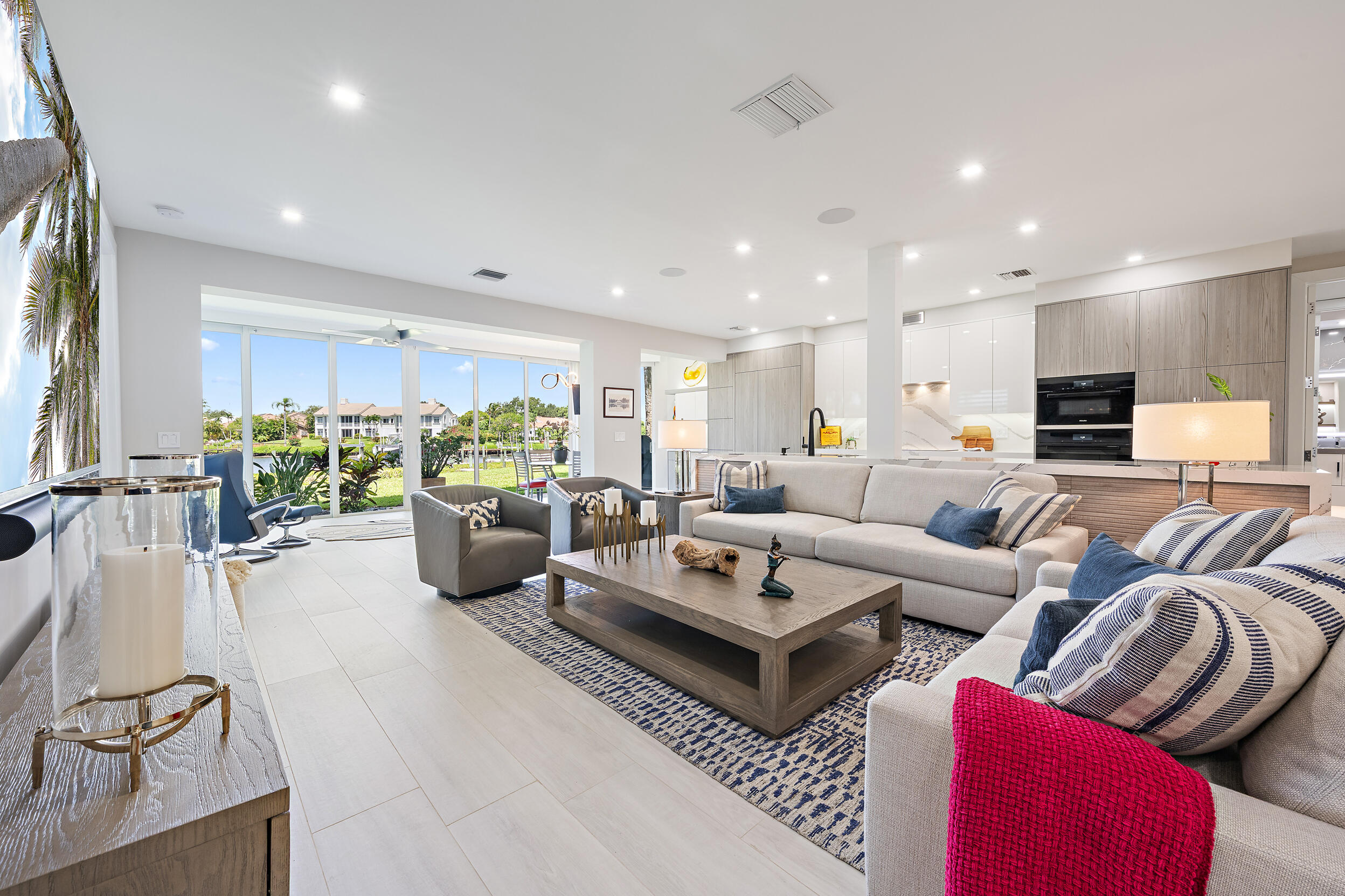 301 Captains Way Jupiter, FL 33477 - Photo 9 of 46 Living Room