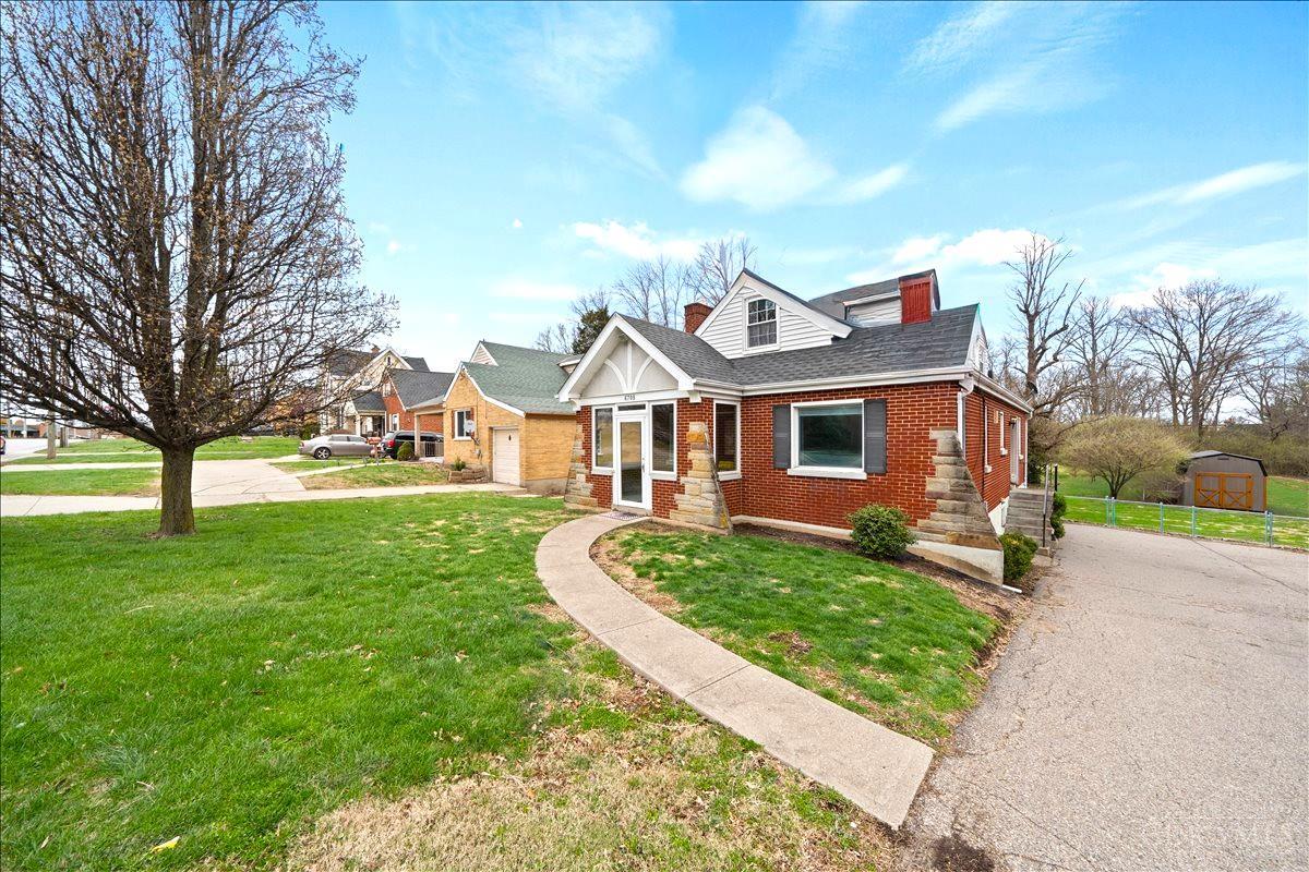 6708 Cheviot Road Cincinnati, OH 45247 - Photo 3 of 25 Gallery Image 3
