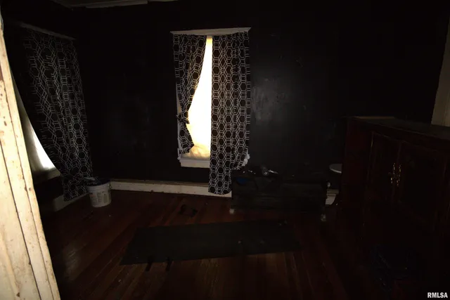 $15,500 | 106 South 1st Street, Elkville, IL 62932