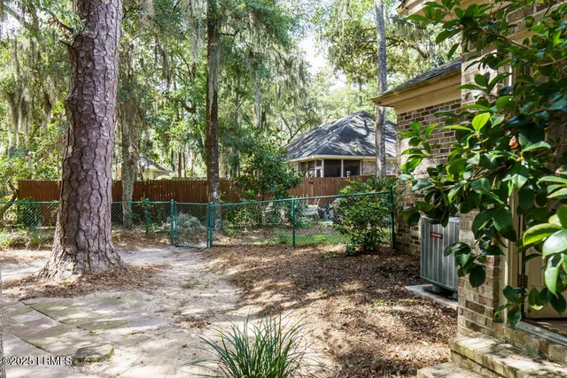 $2,450 | 2676 Joshua Circle, Beaufort, SC 29902