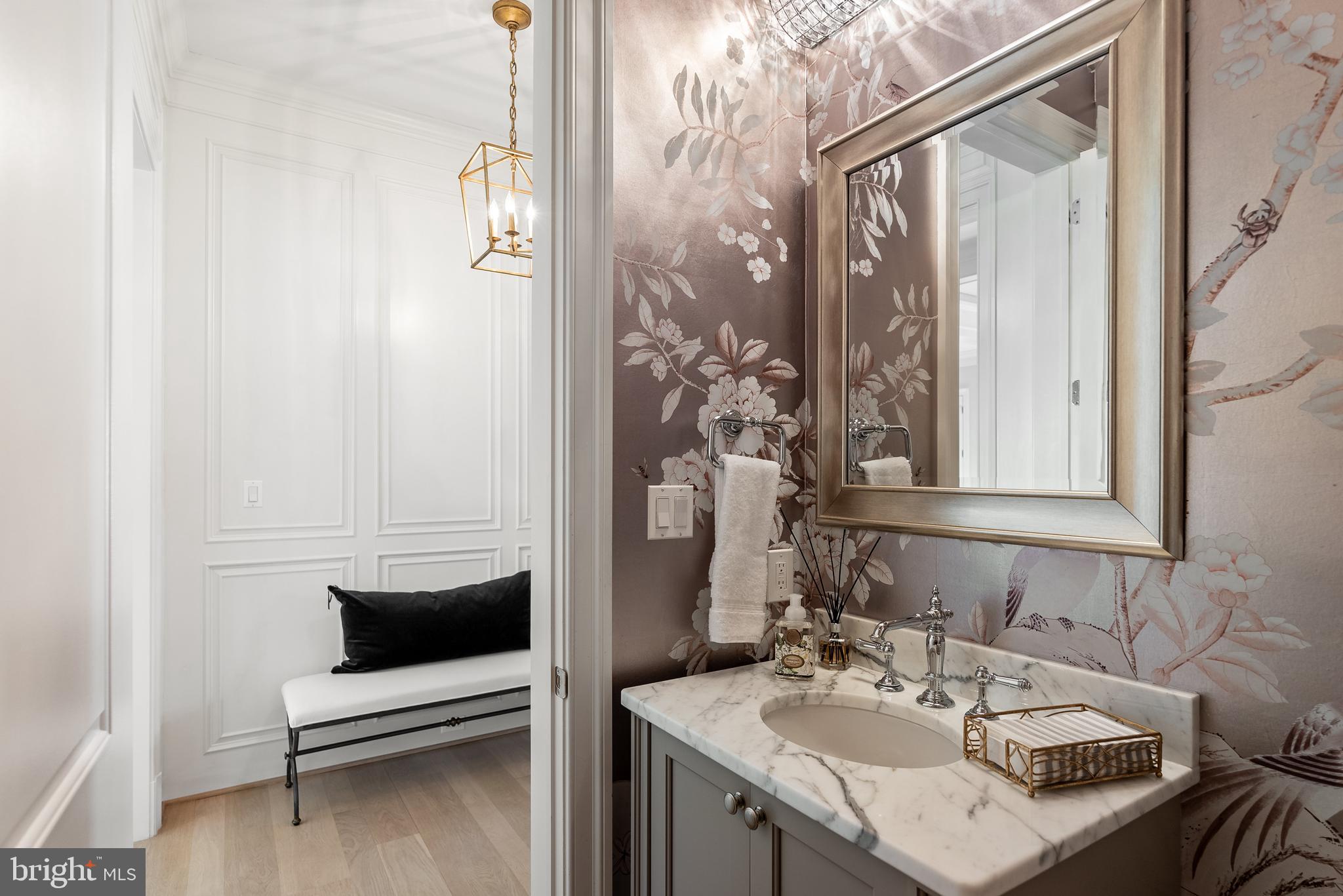 4410 Meadow Road Washington, DC 20007 - Photo 7 of 29
