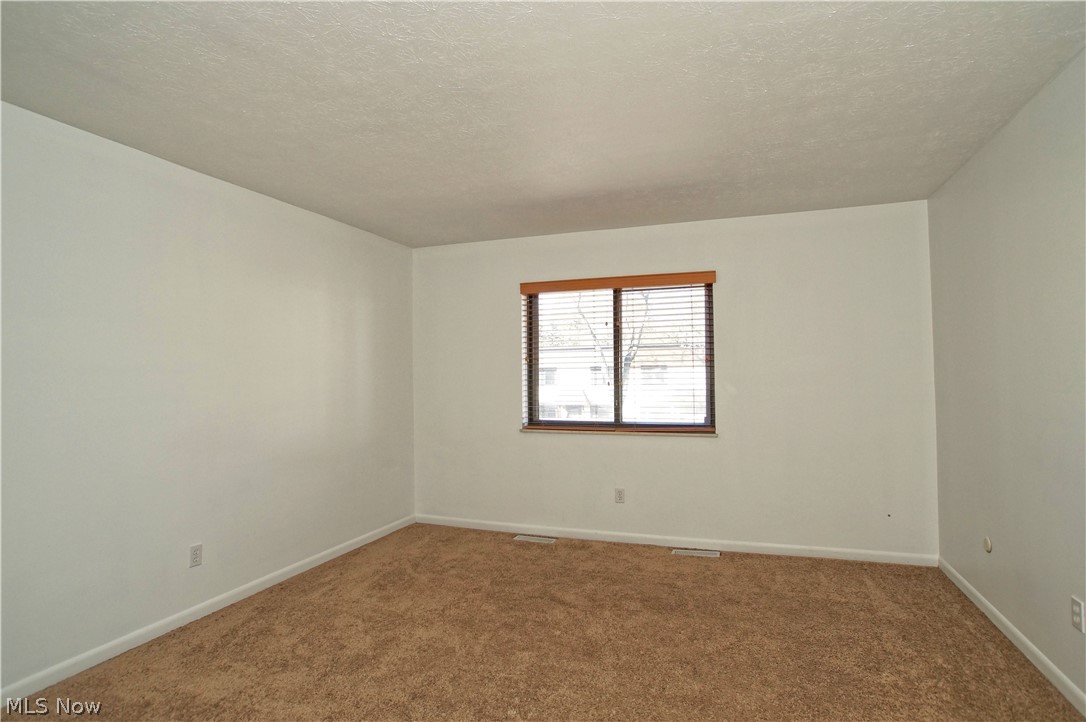 9956 Johnnycake Ridge Road, Unit C1 Painesville, OH 44077 - Photo 26 of 33