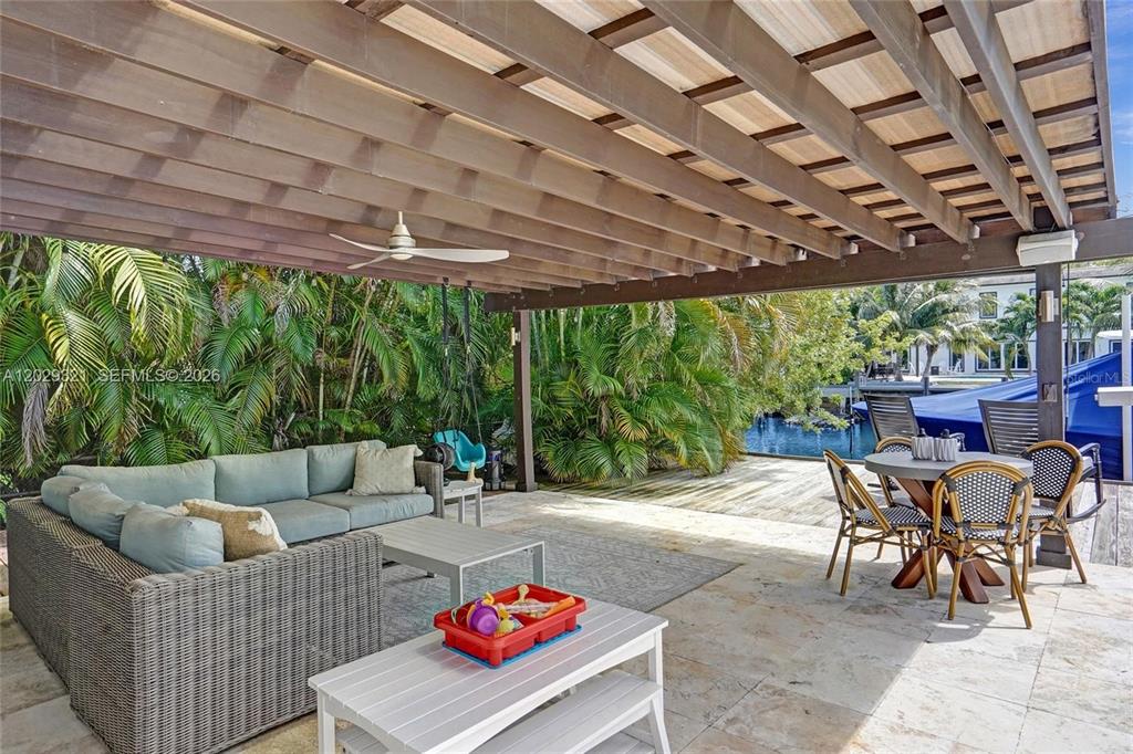 1912 Northeast 119th Road North Miami, FL 33181 - Photo 15 of 65 Gallery Image 15