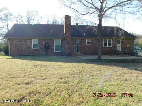 $269,900 | 2224 Itasca Drive, Nesbit, MS 38651