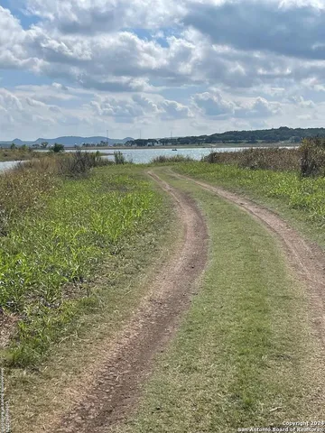 $499,000 | 1409 Lavaca, Canyon Lake, TX 78133